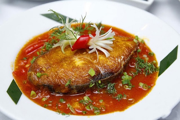 Cá thu 1 nắng sốt cà chua