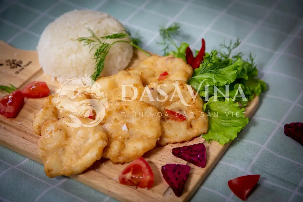 Chả mực Hạ Long DASAVINA thơm ngon, đậm vị và tiện dùng cho bữa cơm gia đình