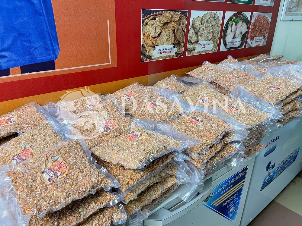 150kg tôm khô DASAVINA được chuẩn bị để giao cho nhà hàng tại Hà Nội