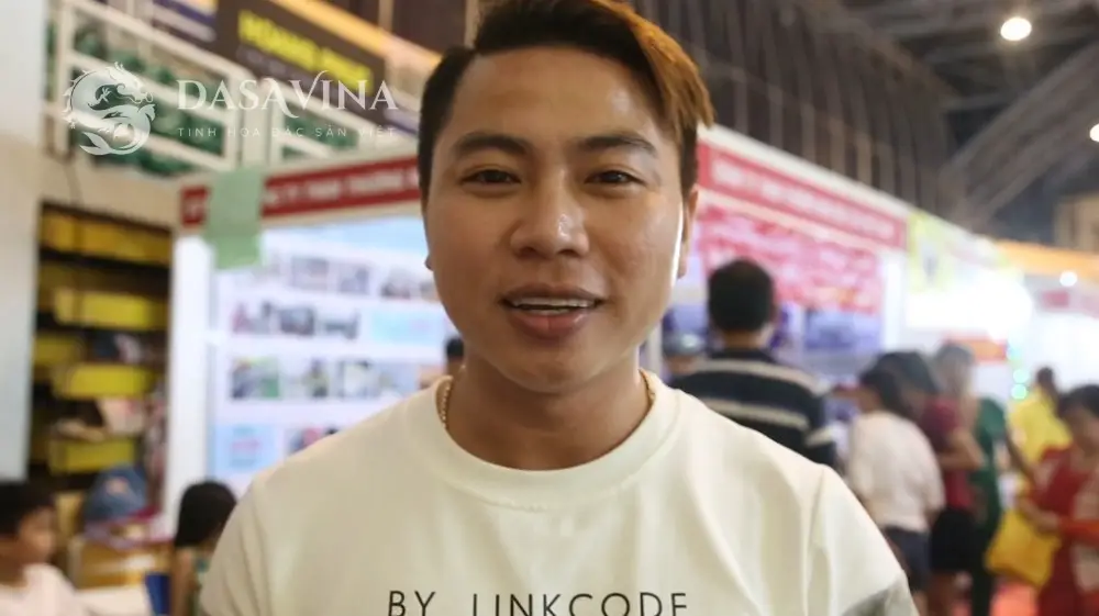 Anh Nhật Minh cho rằng chả mực DASAVINA là một món ăn tuyệt vời