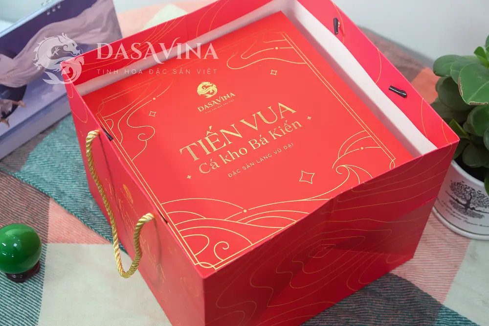 Cá kho Tiến Vua với hình thức đóng gói vô cùng chỉn chu
