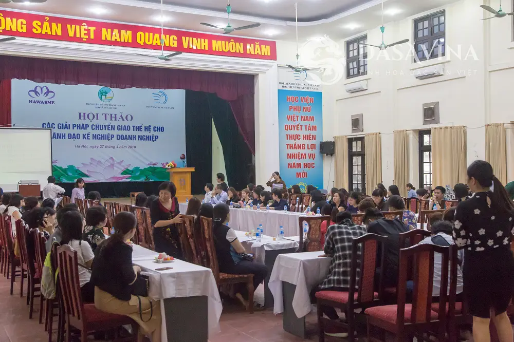 Chả mực DASAVINA ghi điểm tại Học viện Phụ nữ qua đánh giá từ giới doanh nghiệp và ẩm thực