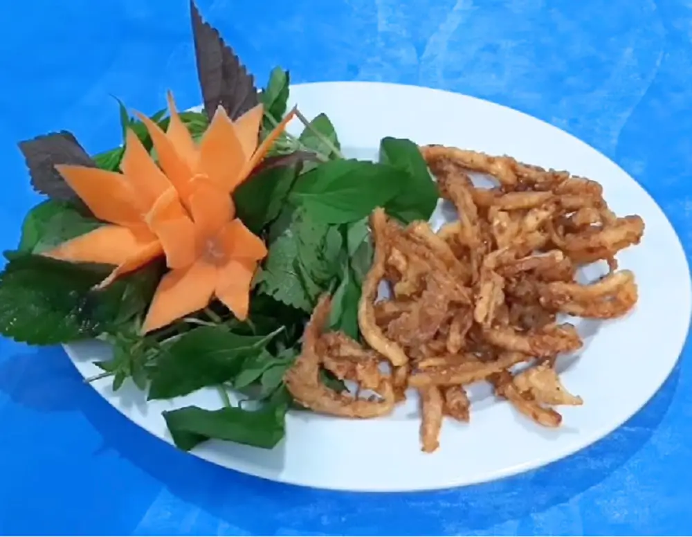 Khô mực rang muối thông thường vô cùng dễ ăn, phù hợp đa số khẩu vị